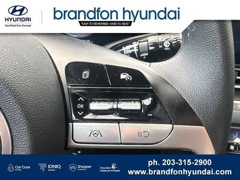 Certified 2024 Hyundai Elantra SEL FWD image 15