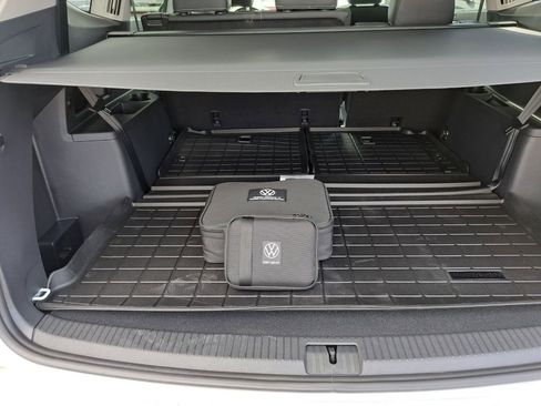 New 2026 Volkswagen Atlas SE FWD image 25
