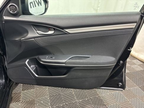 Used 2016 Honda Civic EX image 11