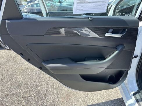 Used 2019 Hyundai Sonata Limited w/ Ultimate Package 04 FWD image 19
