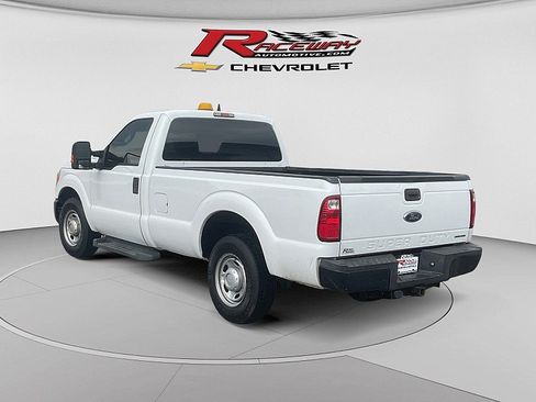 Used 2013 Ford F250 XL w/ PWR Equipment Group RWD image 3