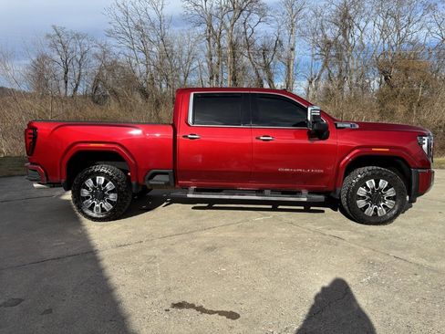 Used 2024 GMC Sierra 3500 Denali w/ Denali Reserve Package image 8