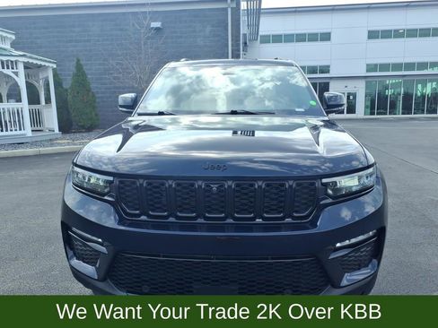 Used 2024 Jeep Grand Cherokee Limited w/ Luxury Tech Group II AWD/4WD image 9