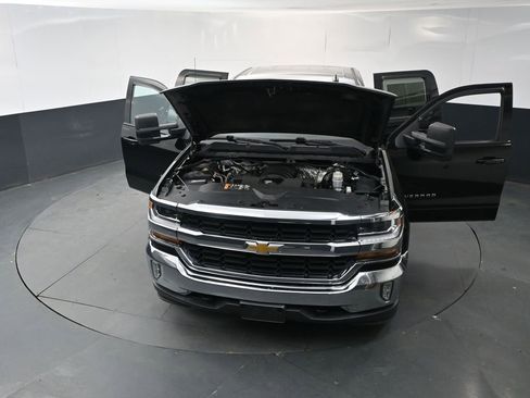 Used 2018 Chevrolet Silverado 1500 LT w/ All Star Edition AWD/4WD image 30