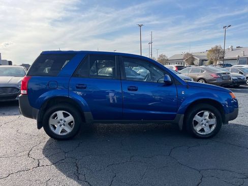 Used 2005 Saturn Vue AWD V6 w/ Safe & Sound Pkg image 5