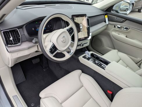 New 2026 Volvo XC90 B6 Ultra w/ Protection Package AWD/4WD image 12