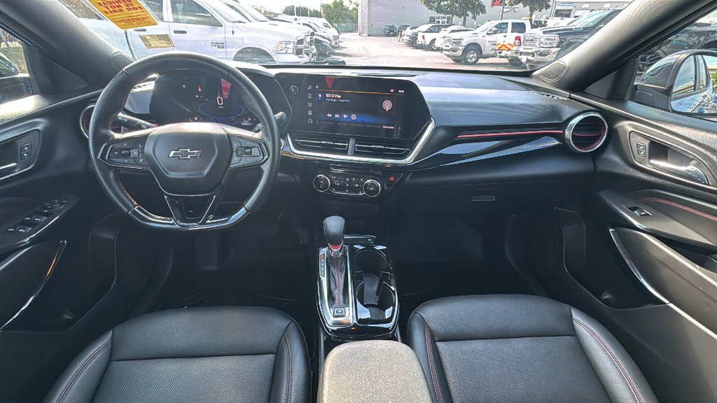 Used 2024 Chevrolet Trax RS w/ Driver Confidence Package FWD image 25