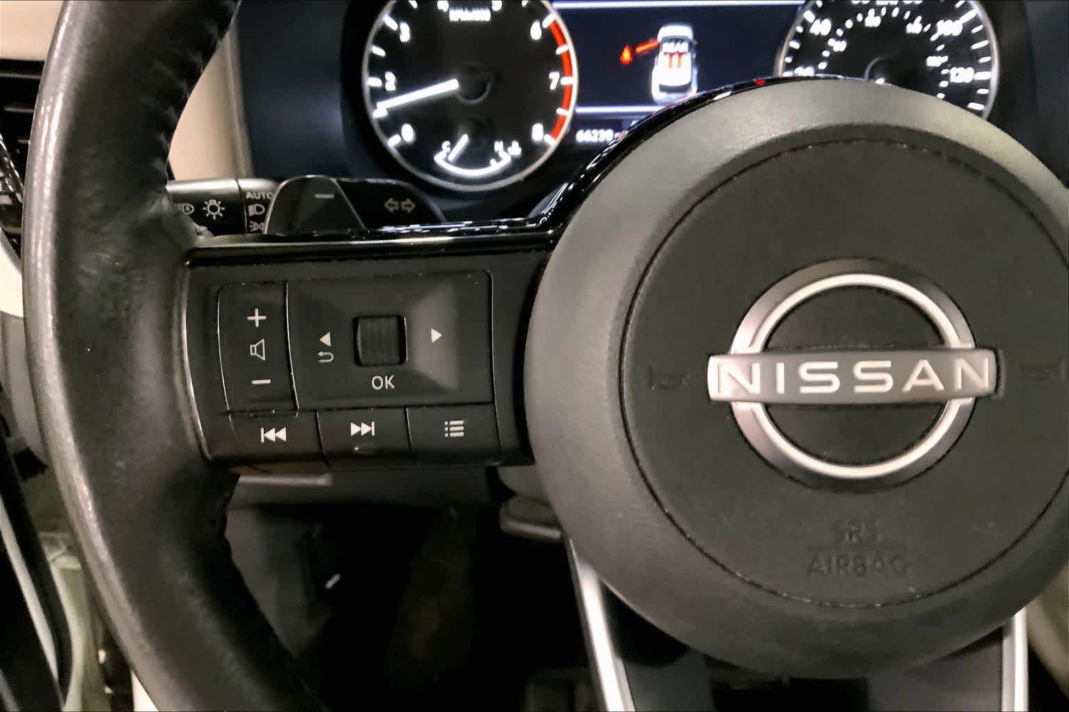 Used 2023 Nissan Rogue SL AWD/4WD image 24