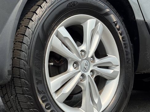 Used 2012 Hyundai Tucson GLS FWD image 26