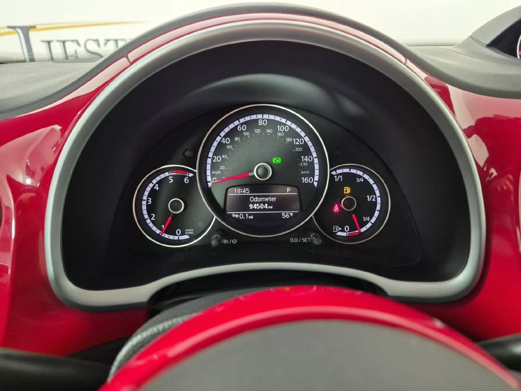 Used 2014 Volkswagen Beetle TDI FWD image 20