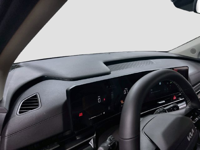 New 2027 Kia Carnival LX FWD image 9