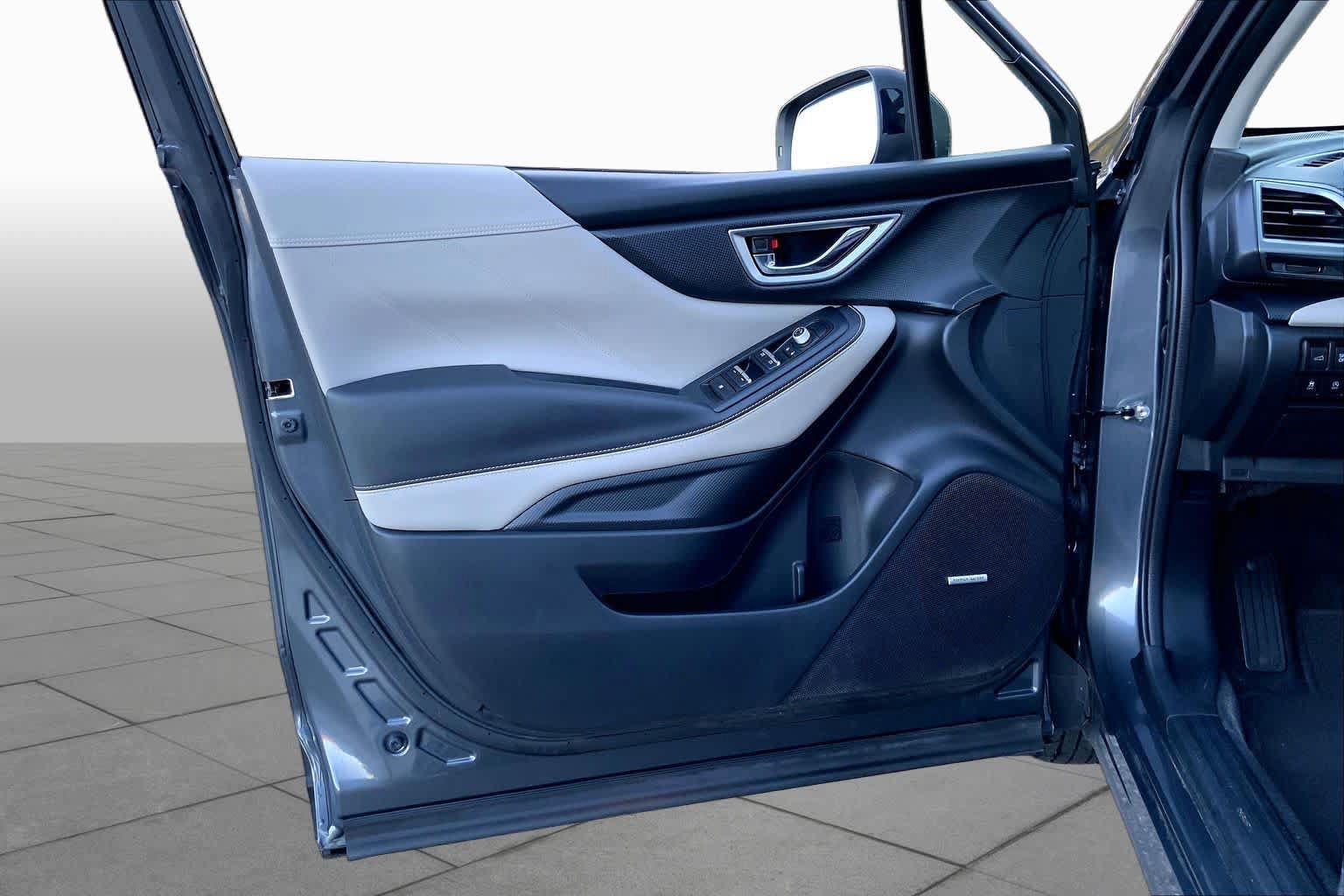 Used 2023 Subaru Forester Limited AWD/4WD image 22