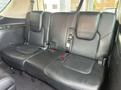 Used 2019 Nissan Armada Platinum w/ Captain's Chairs Package AWD/4WD image 16