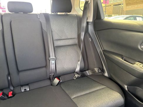 Used 2025 Nissan Rogue SV AWD/4WD image 39