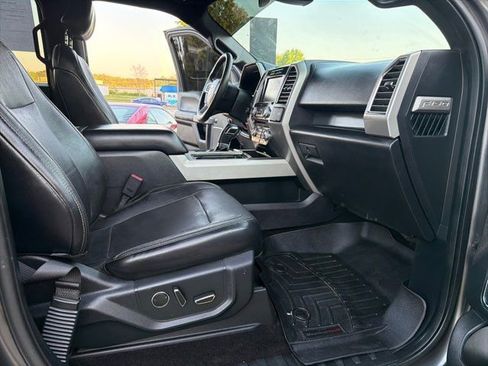 Used 2015 Ford F150 Lariat w/ Equipment Group 502A Luxury AWD/4WD image 32