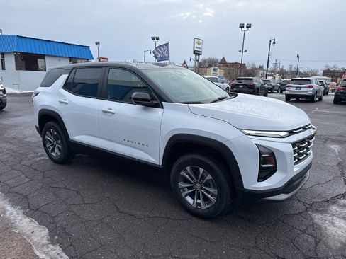 New 2026 Chevrolet Equinox LT image 5