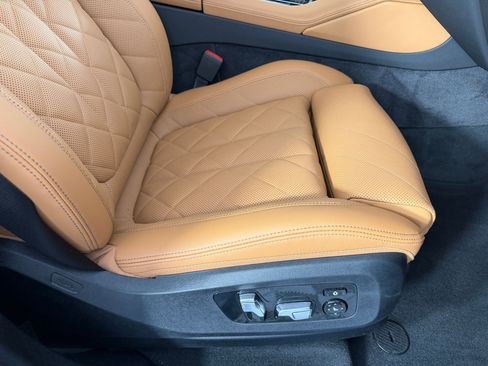 Used 2026 BMW X6 xDrive40i w/ Executive Package AWD/4WD image 30