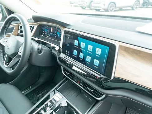 New 2026 Volkswagen Atlas SE AWD/4WD image 44