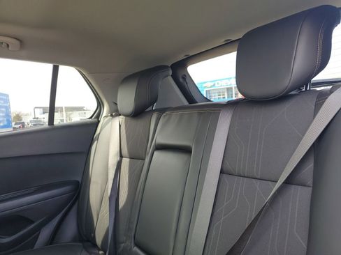 Certified 2022 Chevrolet Trax LT w/ Driver Confidence Package image 31