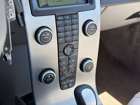 Used 2006 Volvo C70 T5 FWD image 22