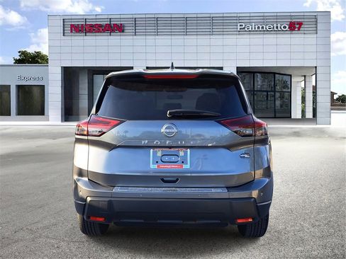 Certified 2025 Nissan Rogue S image 5