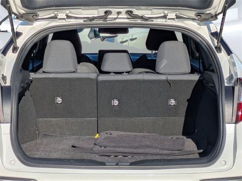 Used 2019 Toyota C-HR LE image 13