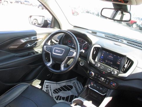 Used 2020 GMC Terrain Denali w/ Denali Premium Package image 25