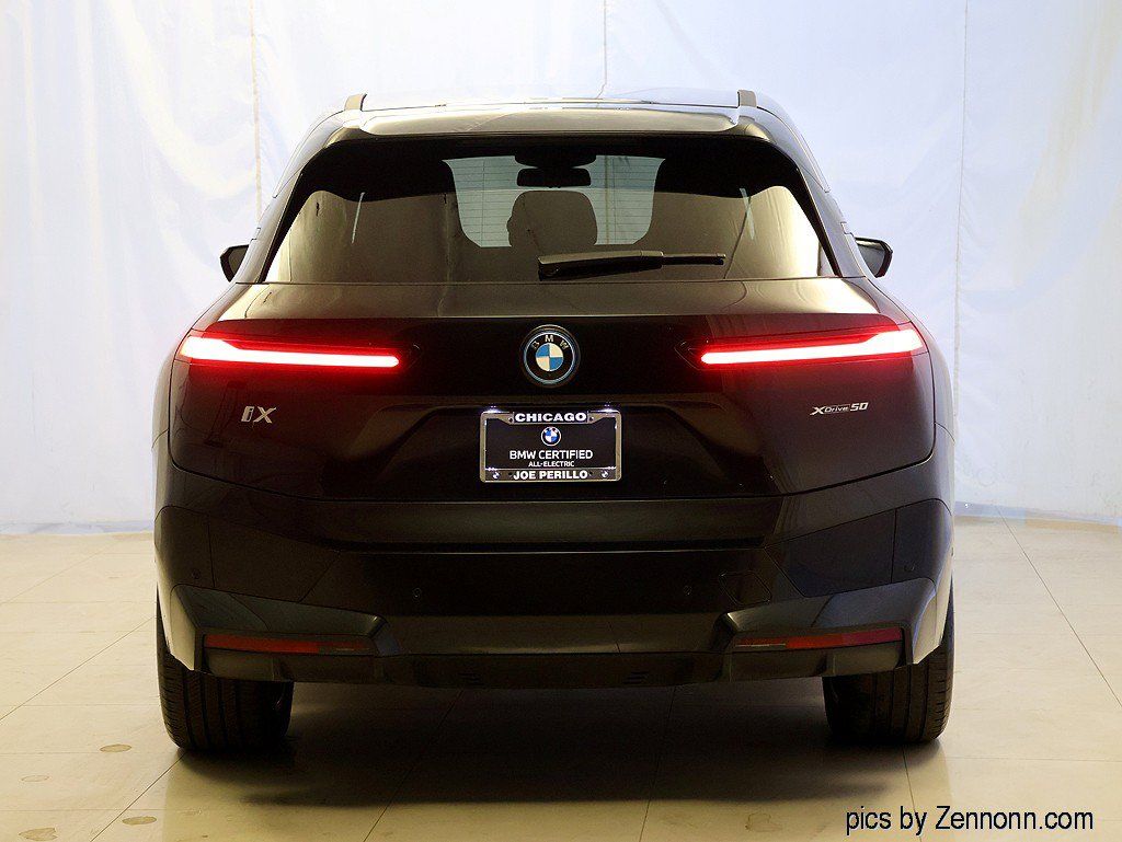 Certified 2024 BMW iX xDrive50 w/ Premium Package AWD/4WD image 7