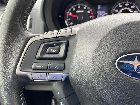 Used 2016 Subaru Forester 2.5i Touring w/ Eyesight & Navigation System image 18