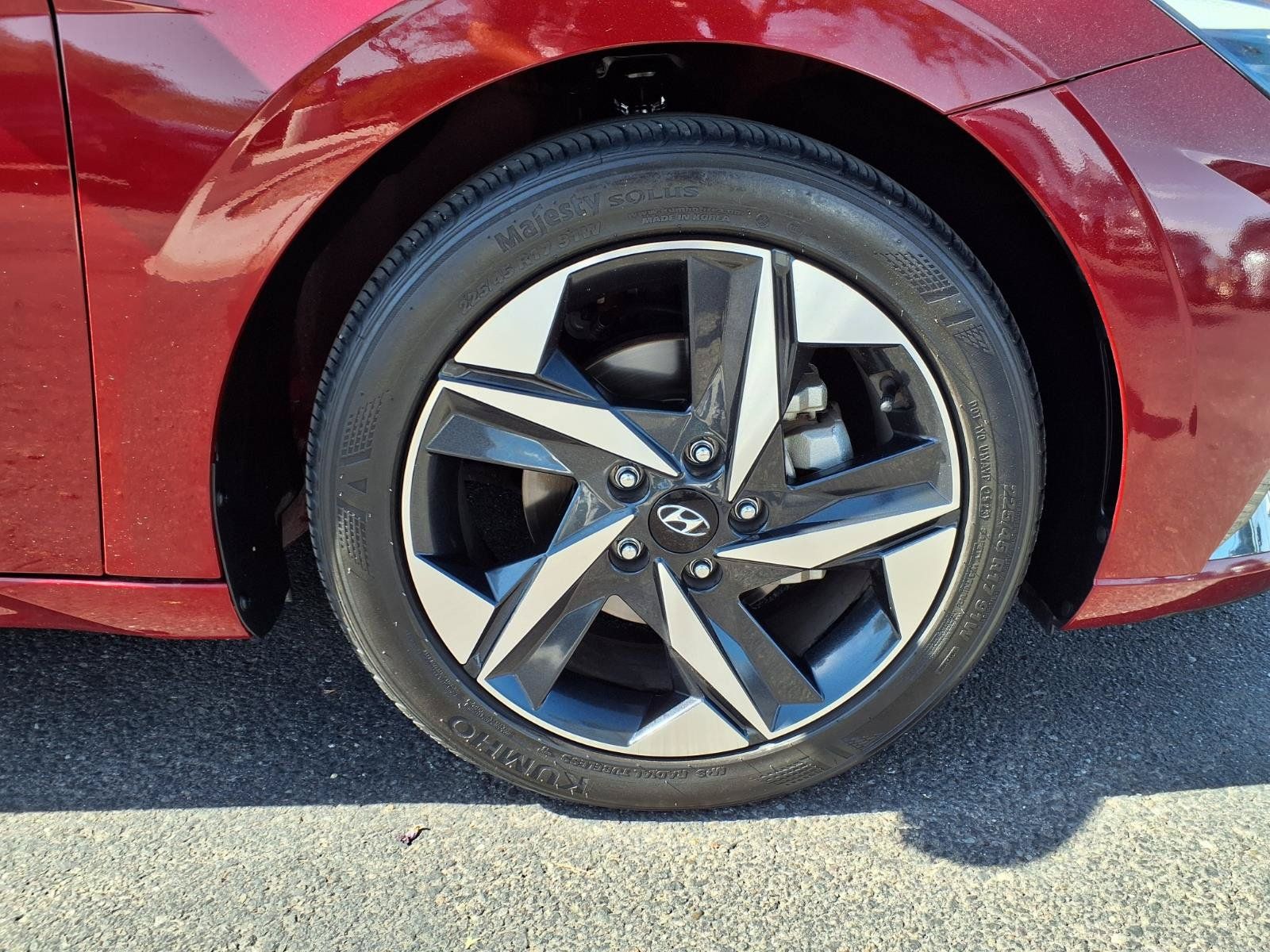 Certified 2023 Hyundai Elantra Limited FWD image 9