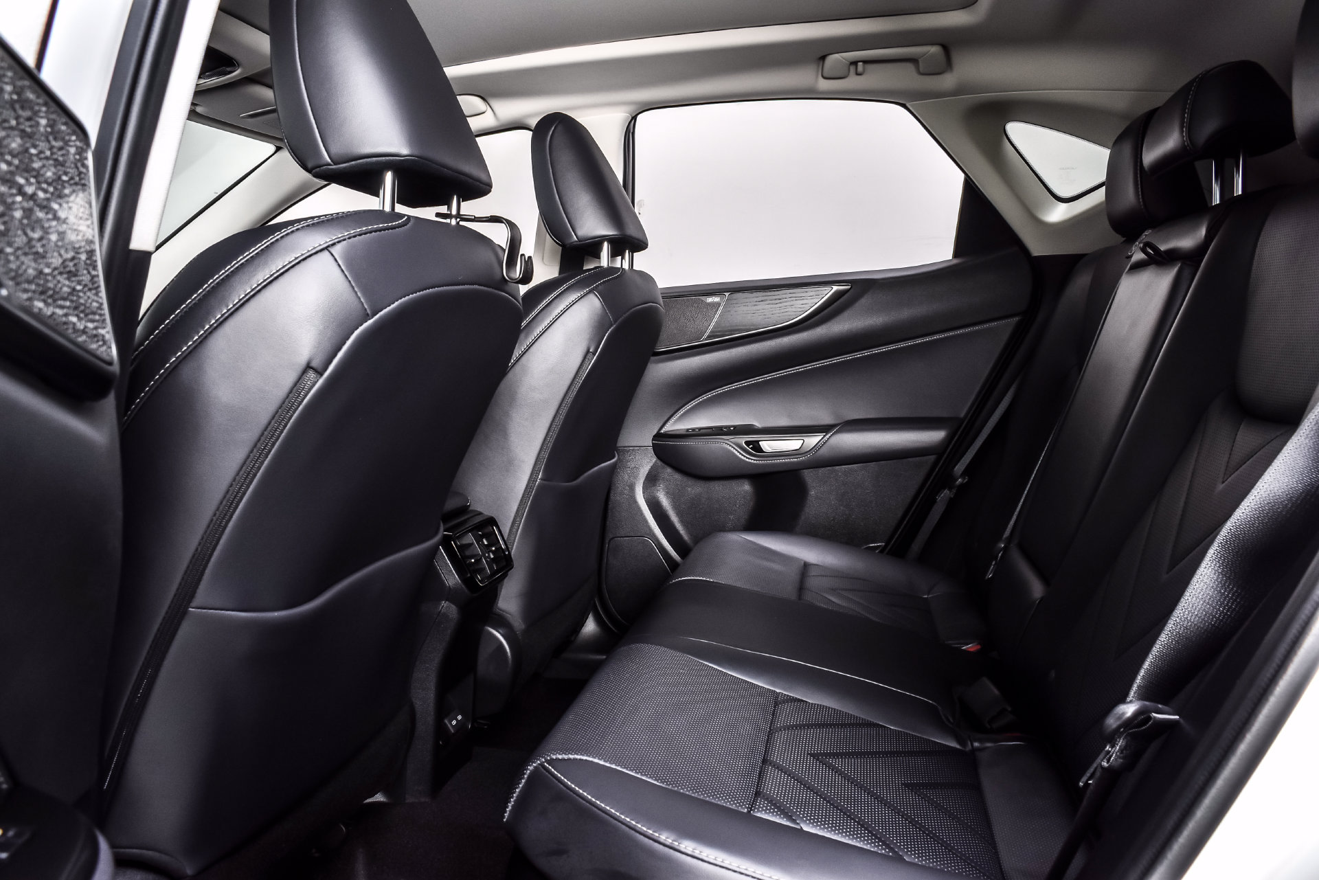 Used 2024 Lexus NX 350h AWD w/ Vision Package image 20