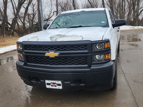 Used 2014 Chevrolet Silverado 1500 W/T w/ Trailering Package image 2