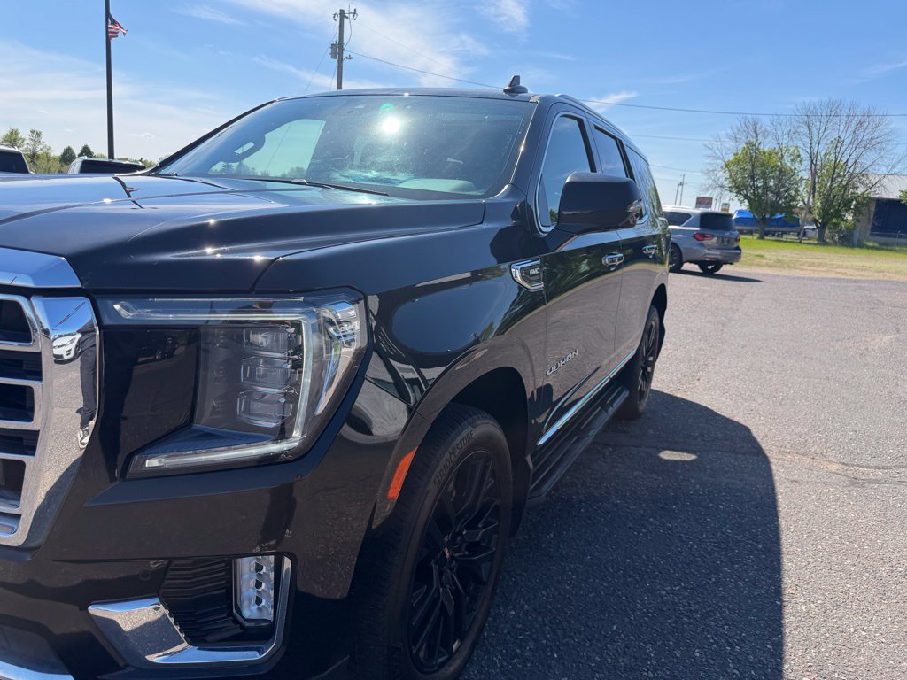 Used 2023 GMC Yukon SLT w/ SLT Premium Package AWD/4WD image 15