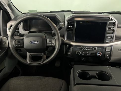 Used 2025 Ford F150 XLT image 13