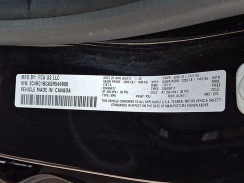 Used 2025 Chrysler Pacifica Select image 29