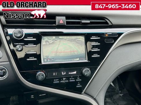 Used 2018 Toyota Camry L image 16