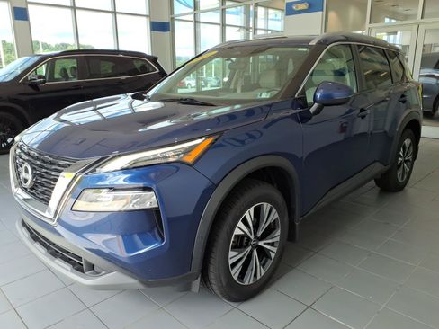 Used 2022 Nissan Rogue SV w/ SV Premium Package AWD/4WD image 8