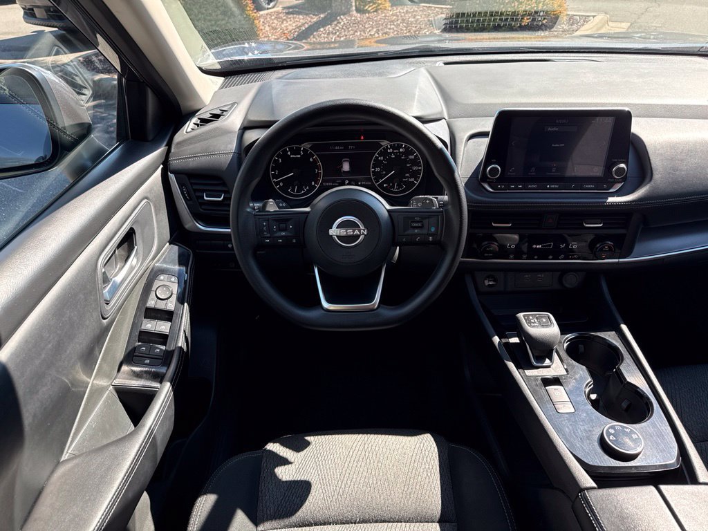 Used 2024 Nissan Rogue SV AWD/4WD image 32