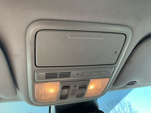 Used 2015 Honda Odyssey EX-L image 23