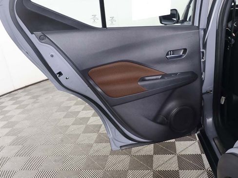Used 2021 Nissan Kicks SR w/ Exterior Package FWD image 24