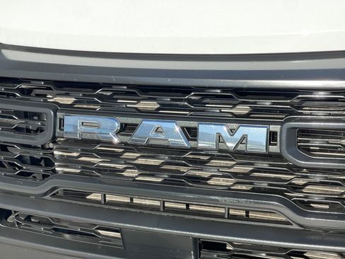 Used 2023 RAM ProMaster 2500 FWD image 32