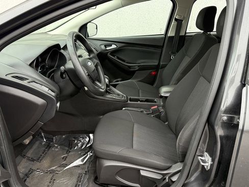 Used 2018 Ford Focus SE image 13
