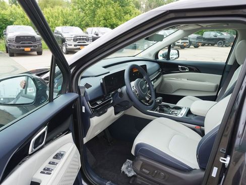 New 2026 Kia Carnival SX Prestige image 10