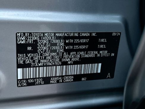 Used 2024 Toyota RAV4 LE image 33