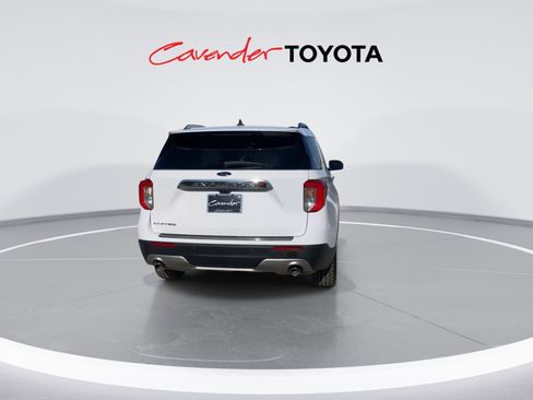 Used 2024 Ford Explorer Limited image 7