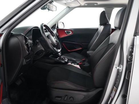 Used 2024 Kia Soul GT-Line w/ Option Group 020 FWD image 16