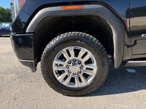 Used 2023 GMC Sierra 2500 Denali w/ Denali Ultimate Package AWD/4WD image 27