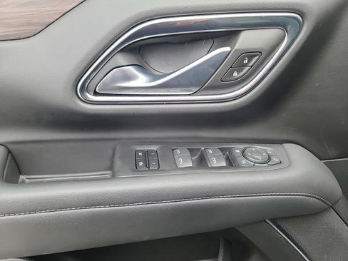 Used 2023 Chevrolet Tahoe Z71 w/ Z71 Off-Road Package image 16