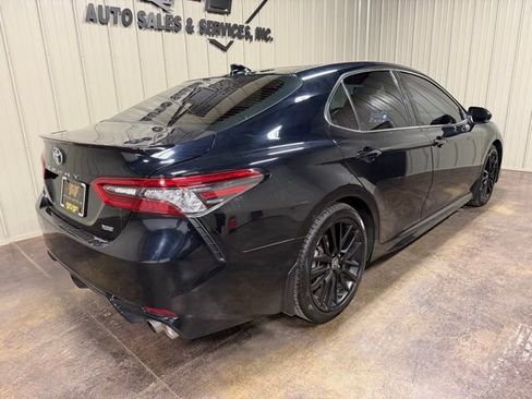 Used 2021 Toyota Camry XSE image 8