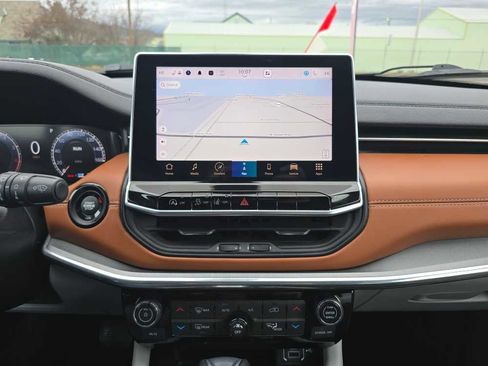 Used 2023 Jeep Compass Limited w/ Elite Group image 12